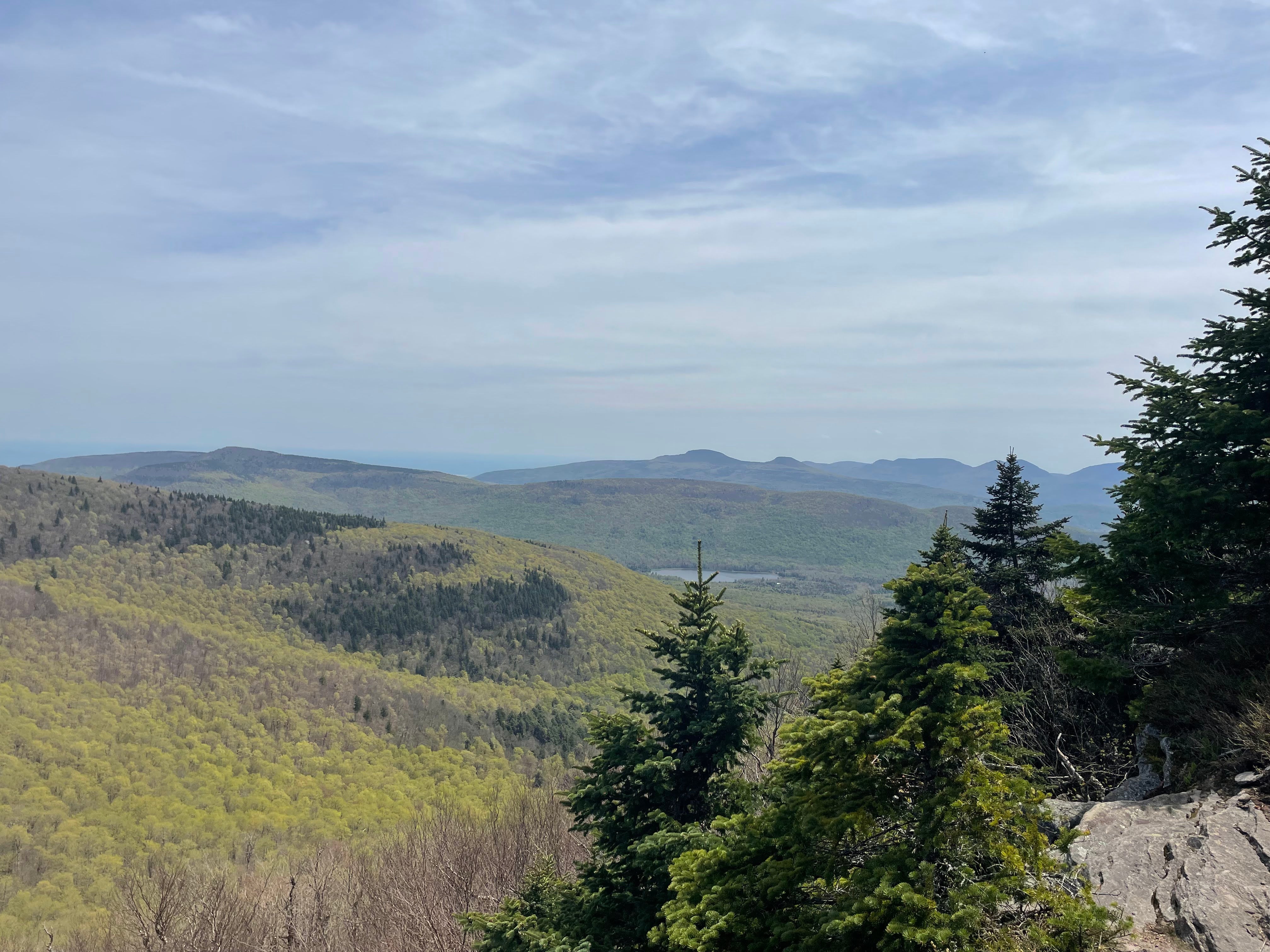 looking south to the devil's path from blackhead mountain